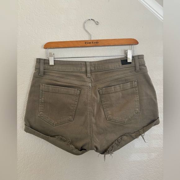 PAIGE mid-rise denim shorts - Picture 4 of 6